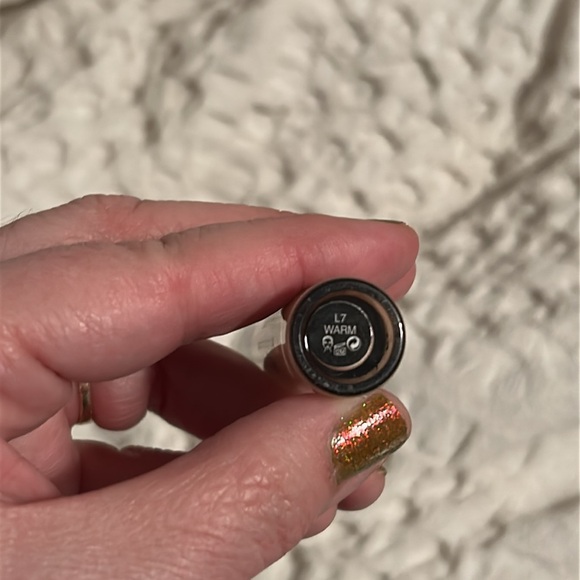 Set of 3 bundle Kat VonD makeup powder lock it concealer, spray & settin… - Picture 16 of 16